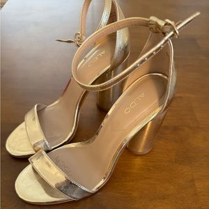 Aldo Gold Heel’s Size 6